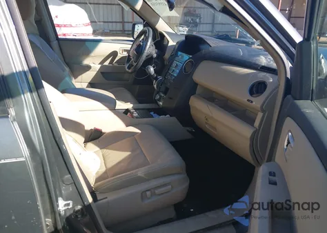 2009 Honda Pilot Touring from USA, damaged, VIN 5FNYF38829B016096